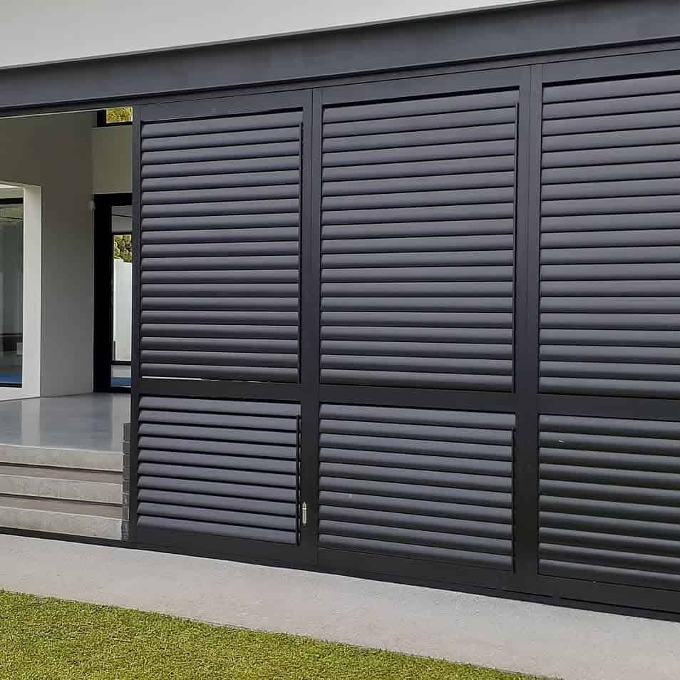 shutter blinds in Johor Bahru