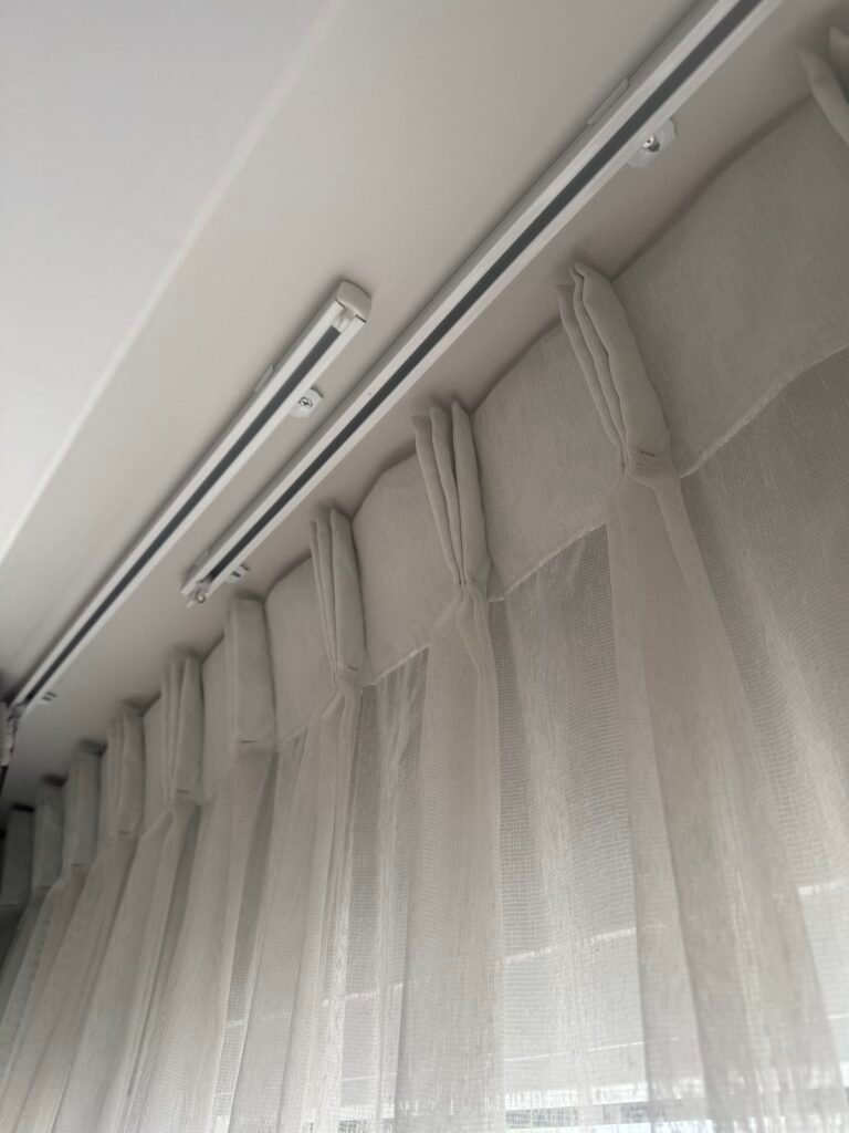 heavy duty curtain rail