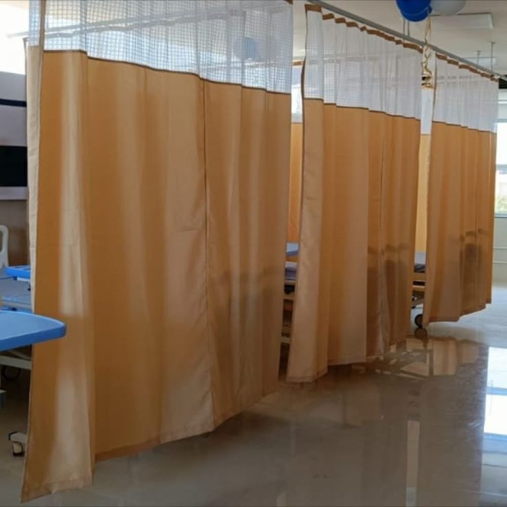 Why Healthcare Facilities Need High-Quality Hospital Curtain Systems