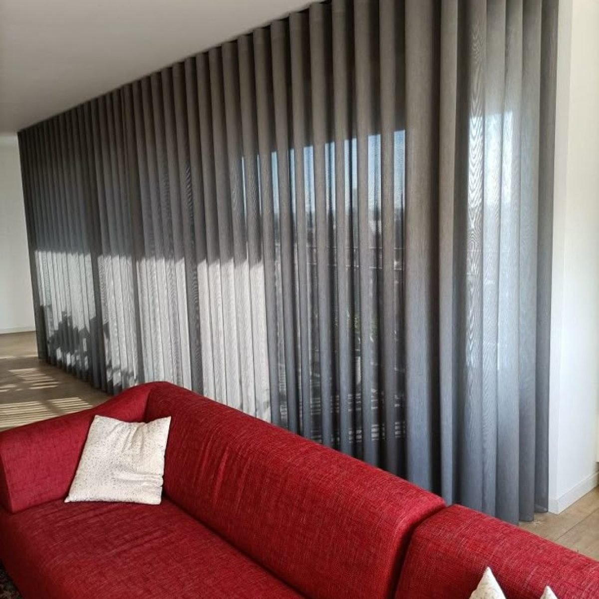 Stylish Curtain Solutions for Homes, Offices & Commercial Spaces