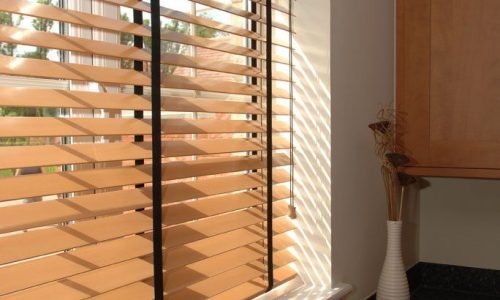 What Are Blinds? Smart & Modern Window Solutions